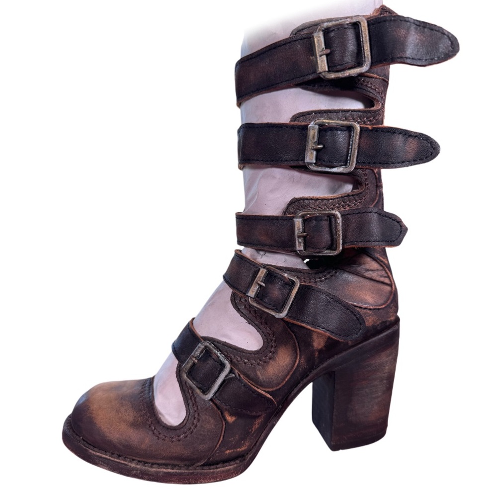 FREEBIRD ONE OF A KIND MARYJANE SANDALS